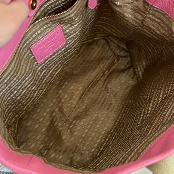 Prada shopping tote - Picture 5 of 7